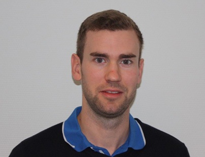 Profilbilde av ung mann med svart genser