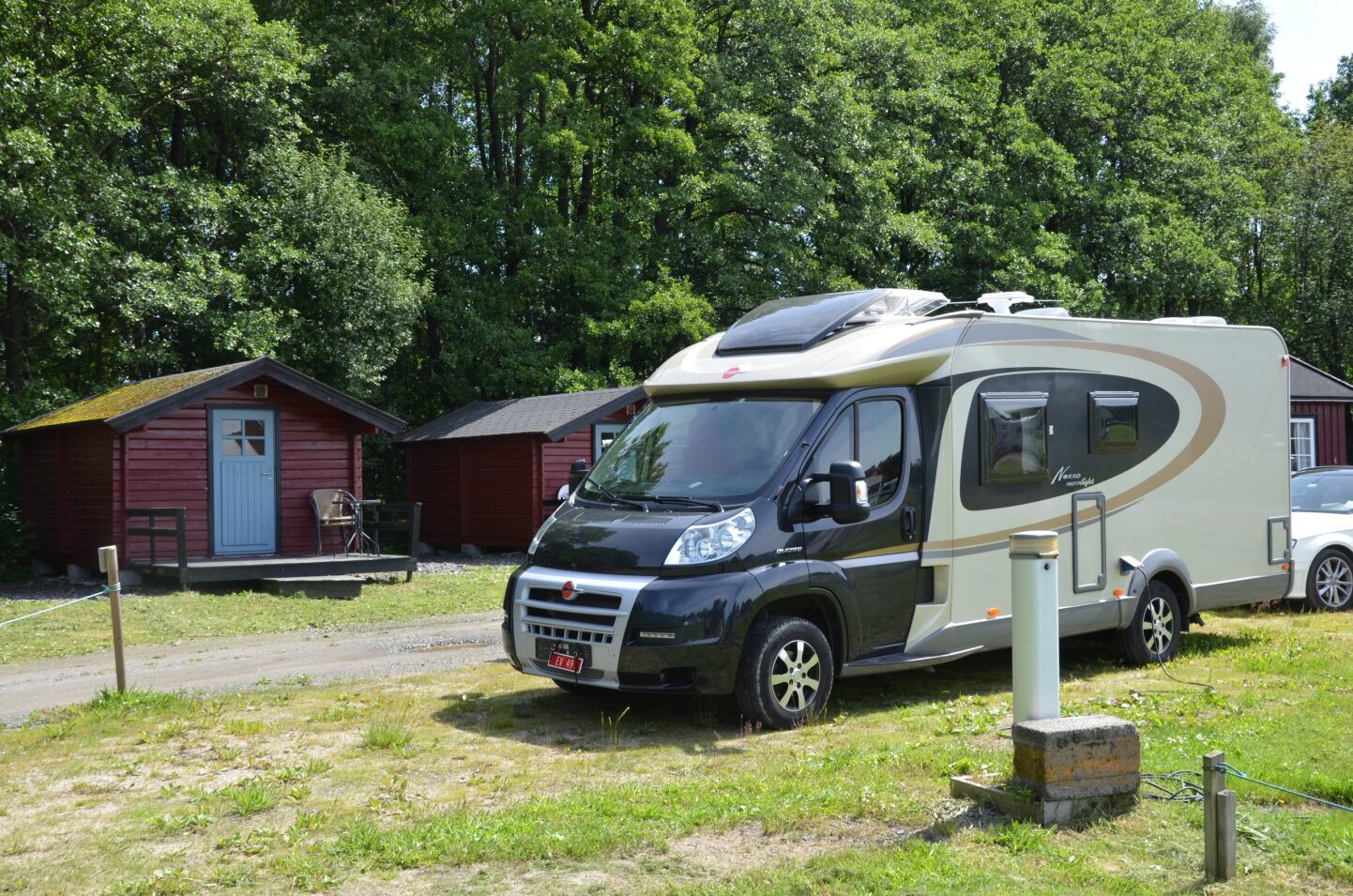 Bobil på campingplass