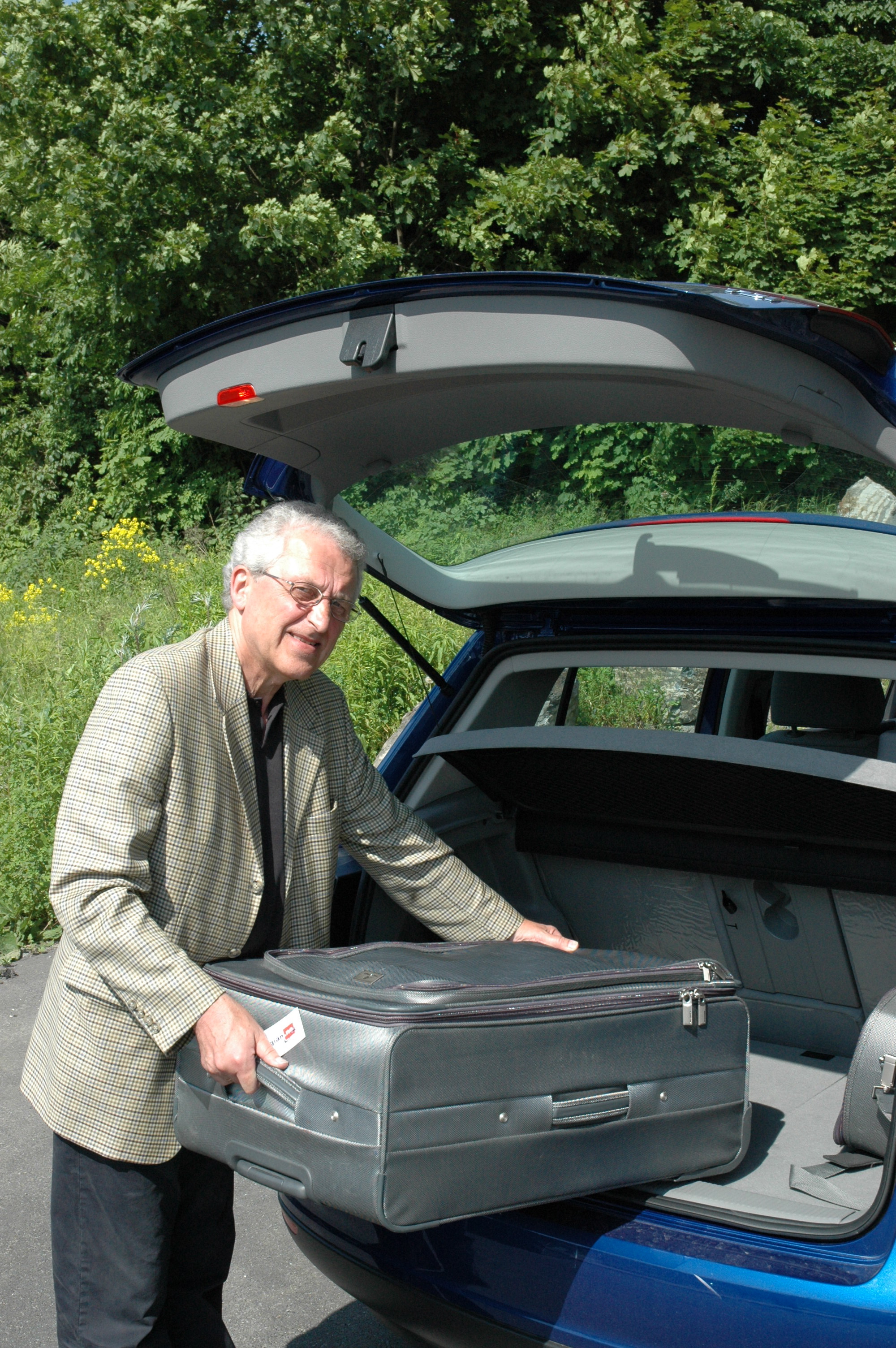 Når bilen skal pakkes for ferietur, starter vi med å legge de tyngste tingene lavest i bagasjerommet. 